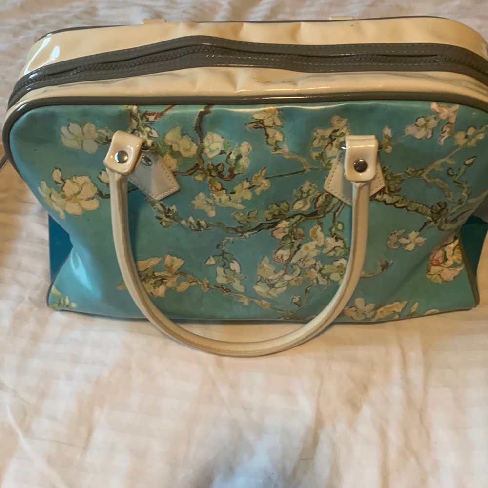 Travel bag